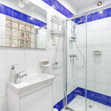 Cosy 4br Townhouse In Sliema's Traditional Heart By 360 Estates Σλιέμα