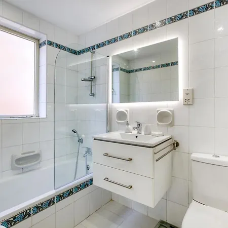 Cosy 4br Townhouse In Sliema's Traditional Heart By 360 Estates * Σλιέμα