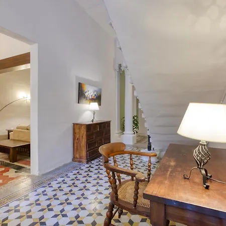 Cosy 4br Townhouse In Sliema's Traditional Heart By 360 Estates Sliema