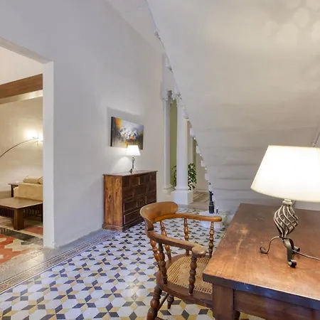 Cosy 4br Townhouse In Sliema's Traditional Heart By 360 Estates Sliema