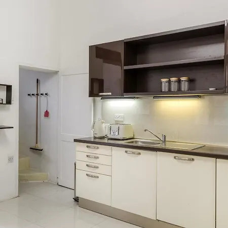 Holiday home Cosy 4br Townhouse In Sliema's Traditional Heart By 360 Estates *
