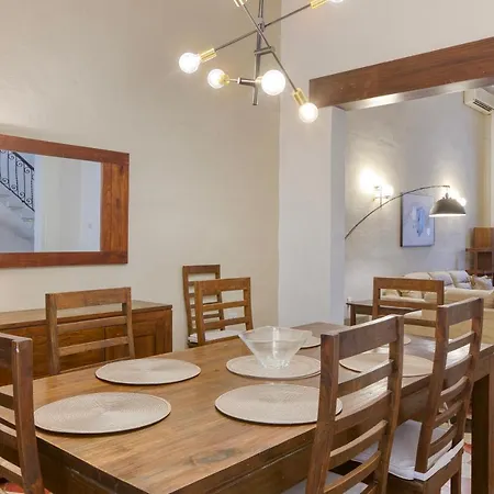Cosy 4br Townhouse In Sliema's Traditional Heart By 360 Estates