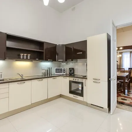 Holiday home Cosy 4br Townhouse In Sliema's Traditional Heart By 360 Estates *