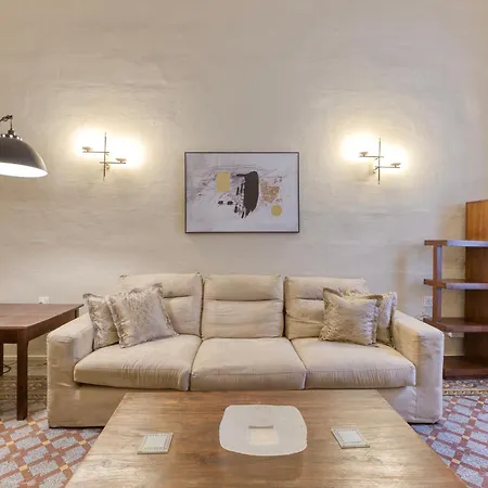Cosy 4br Townhouse In Sliema's Traditional Heart By 360 Estates * Sliema