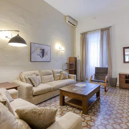 بيت للعطل Cosy 4br Townhouse In Sliema's Traditional Heart By 360 Estates
